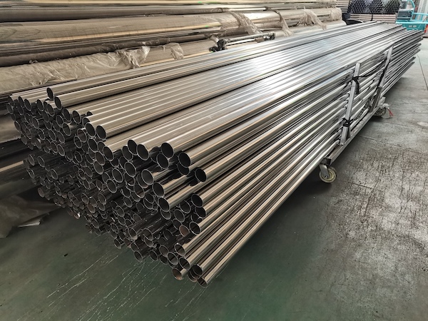 Stainless Steel Seamless Pipe - Spot