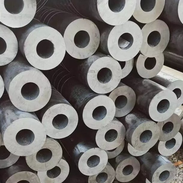 Thick wall seamless pipe-steel pipe for automobile half shaft