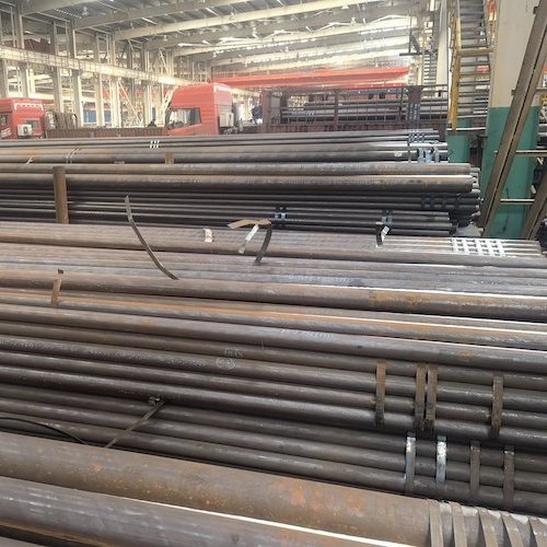 What is the difference between seamed steel pipe and seamless steel pipe-round steel pipe