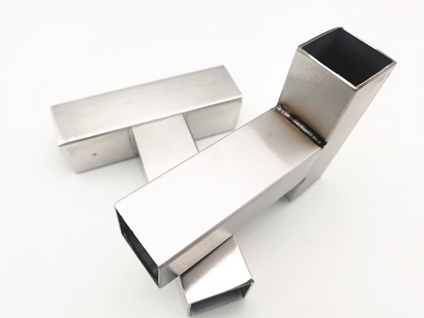 Stainless steel square steel welding is prone to rust spots