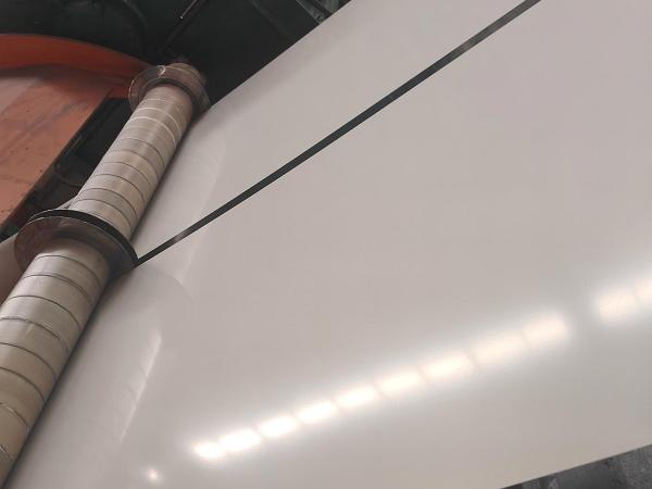 Production of signal white color coated galvanized steel strip with a width of 627mm and a thickness of 0.45mm