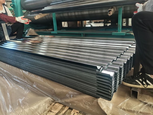 Galvanized corrugated steel plate with coating of Z60-Z275 gm²
