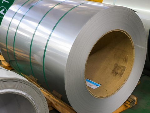 Line chart of stainless steel price trend 2026 for 304 and 316